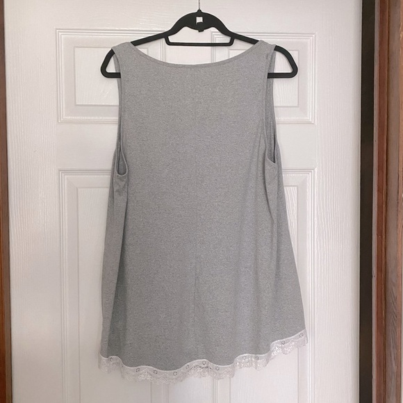 Swing tank top with lace trim - Picture 2 of 4